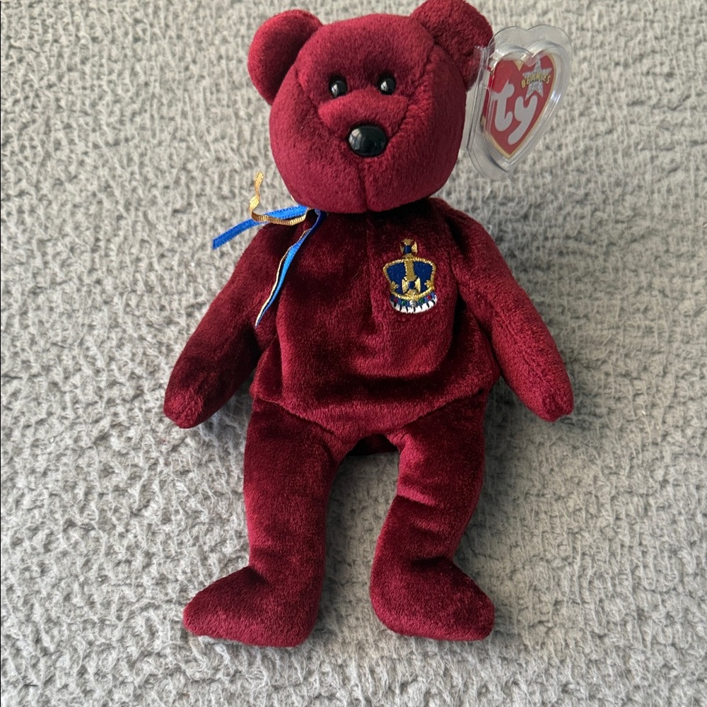 Ty Beanie Baby Buckingham the Bear Ty Royal Burgundy DOB October 16th 2000